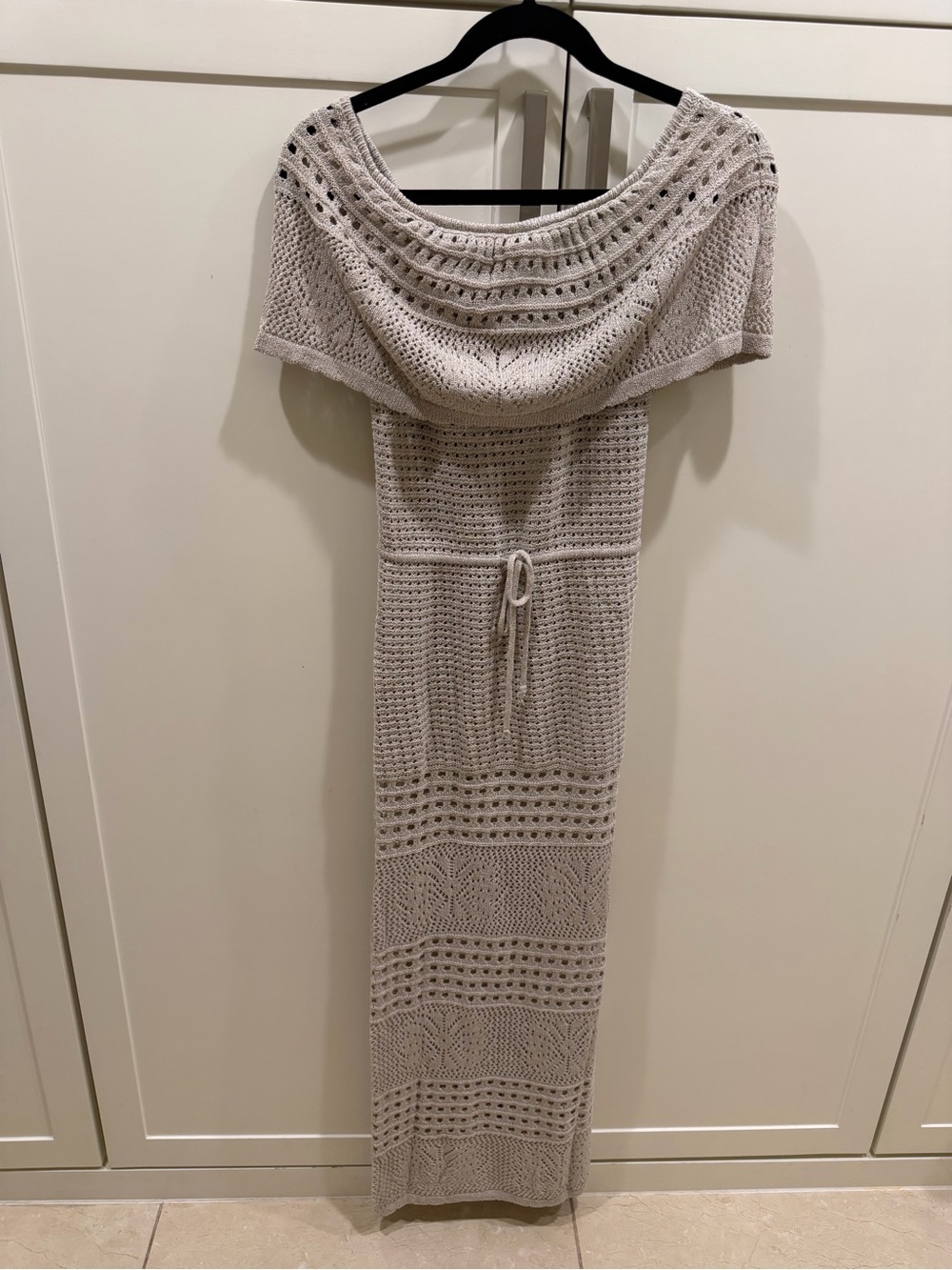 Off-Shoulder Crochet Maxi Dress in Light Gray/Taupe